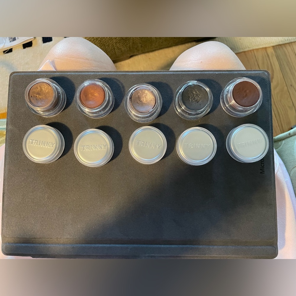 Trinny London. Eye2Eye eyeshadows. Faith. Empress. Chalice. Universe. Emperor.